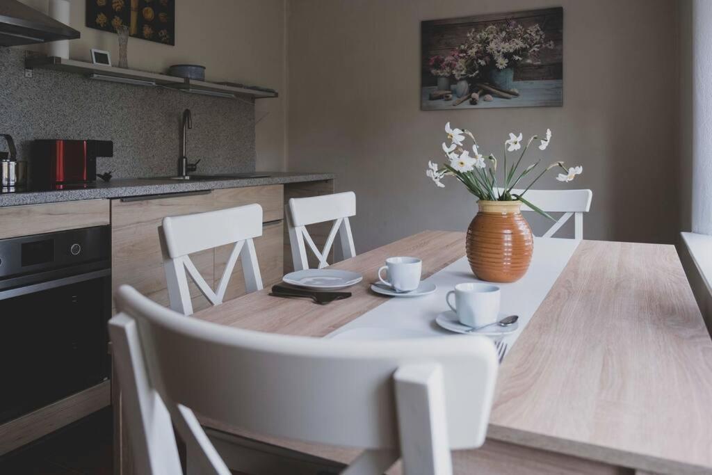 Moderne Wohnung im Herzen der Natur - Ingo's Dream Babelin Exterior foto